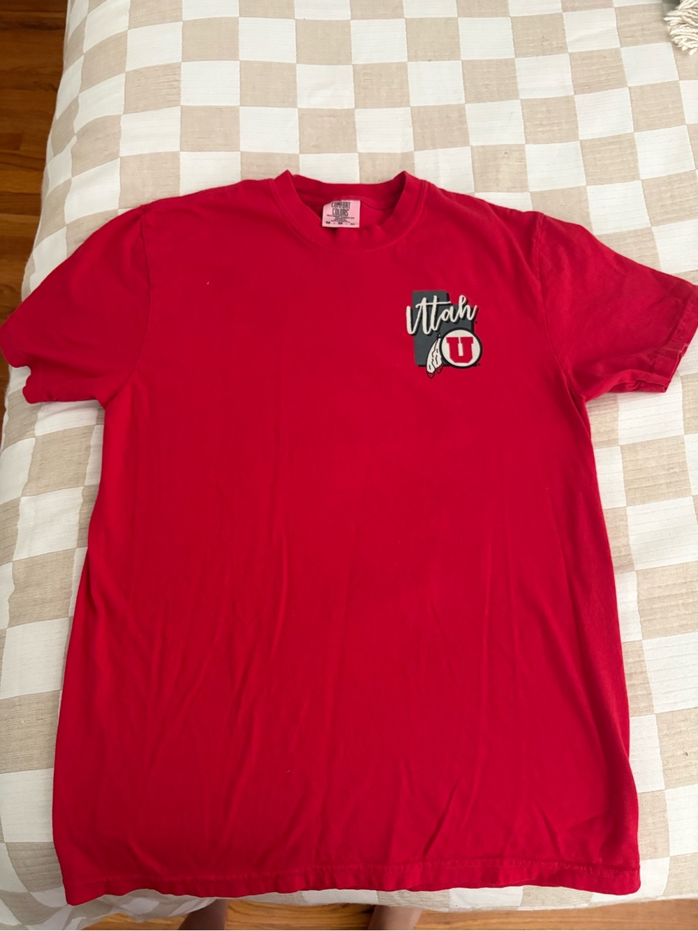 Comfort Colors Utah Red Short Sleeve Graphic Tee